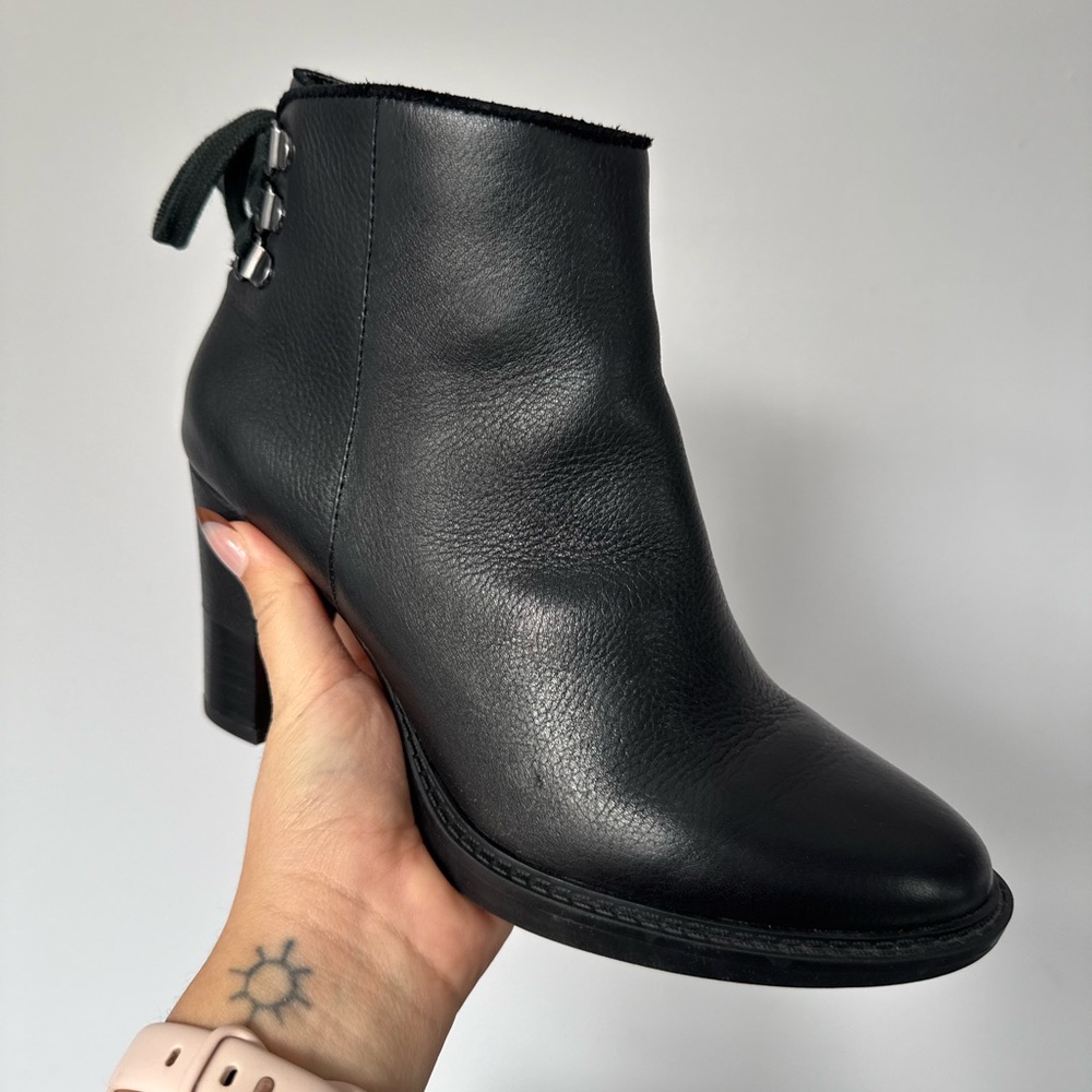Aerosoles Fact Fiction Black Leather Block Heel Boots 7.5